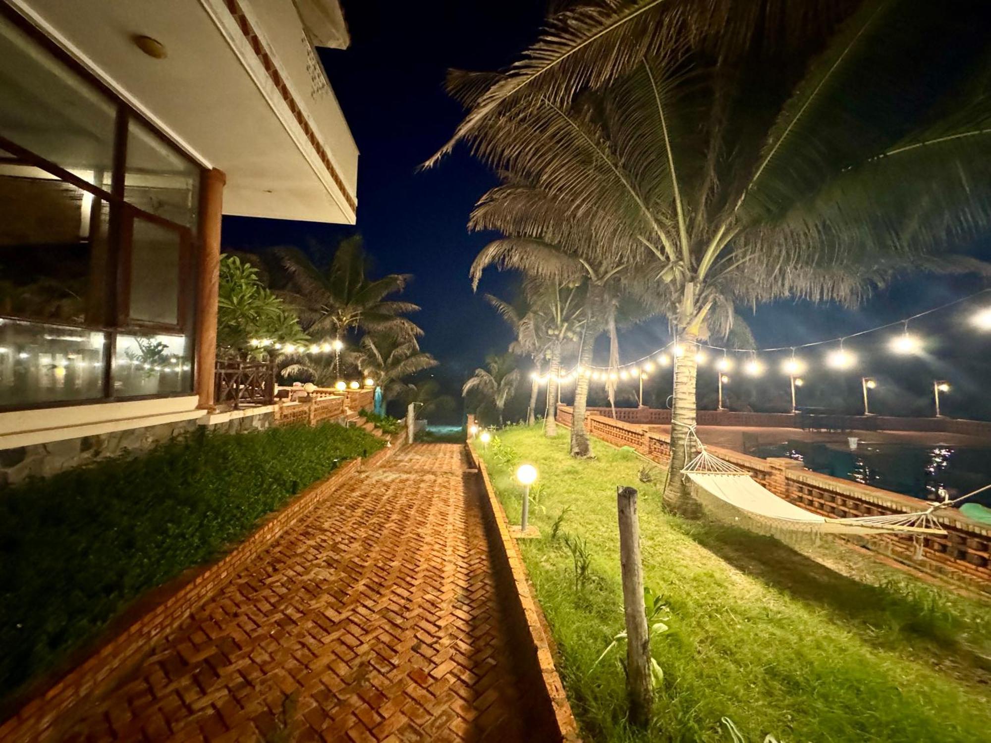 Blue Sailing Resort - Canh Buom Xanh Xom Tram Exterior photo